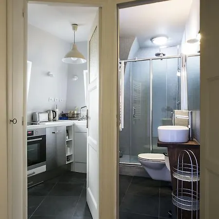 Abel Halldis Apartment Parigi