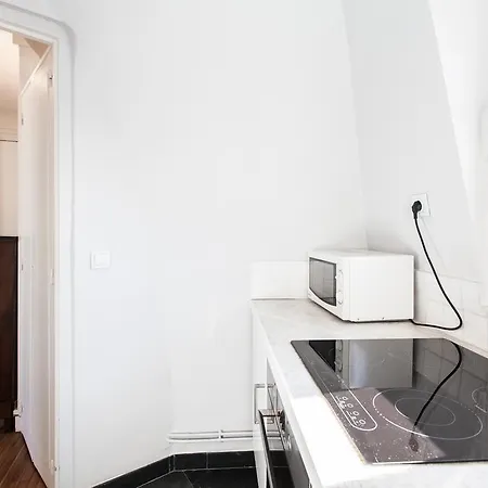 Abel Halldis Apartment